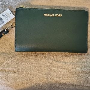 Brand new Michael Kors large double zip wristlet - Racing Green